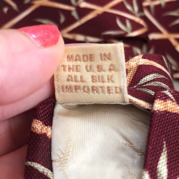 Like New Silk Tie Off Island by Tommy Bahama - Picture 6 of 6